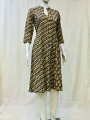 Kashish Angrakha Kurti