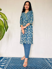 AJRAKH Print Kurti