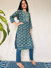 AJRAKH Print Kurti