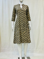 Kashish Angrakha Kurti