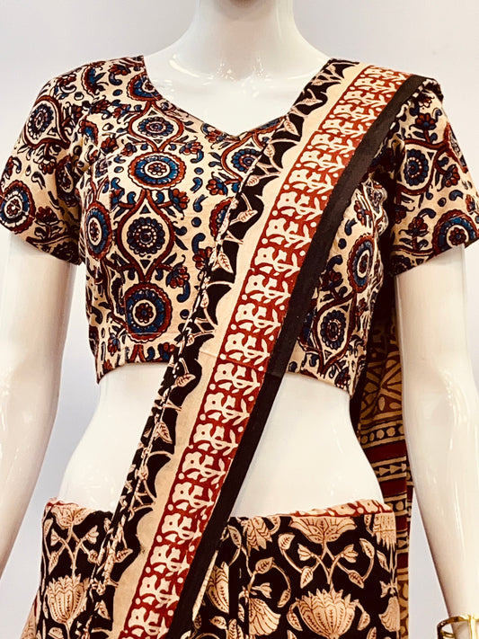 AJRAKH Padded Blouse
